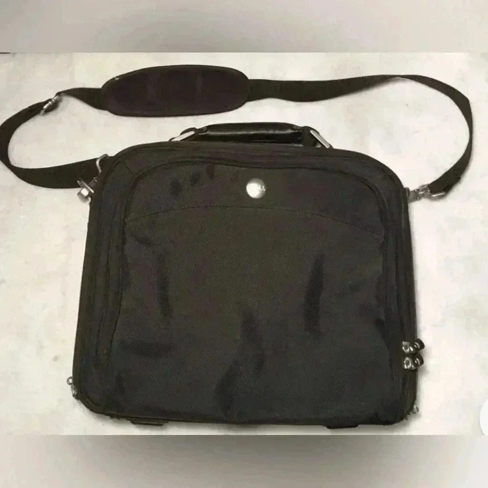 Dell Laptop Computer Bag 15X13X5 Padded Shoulder Strap Carry On Travel